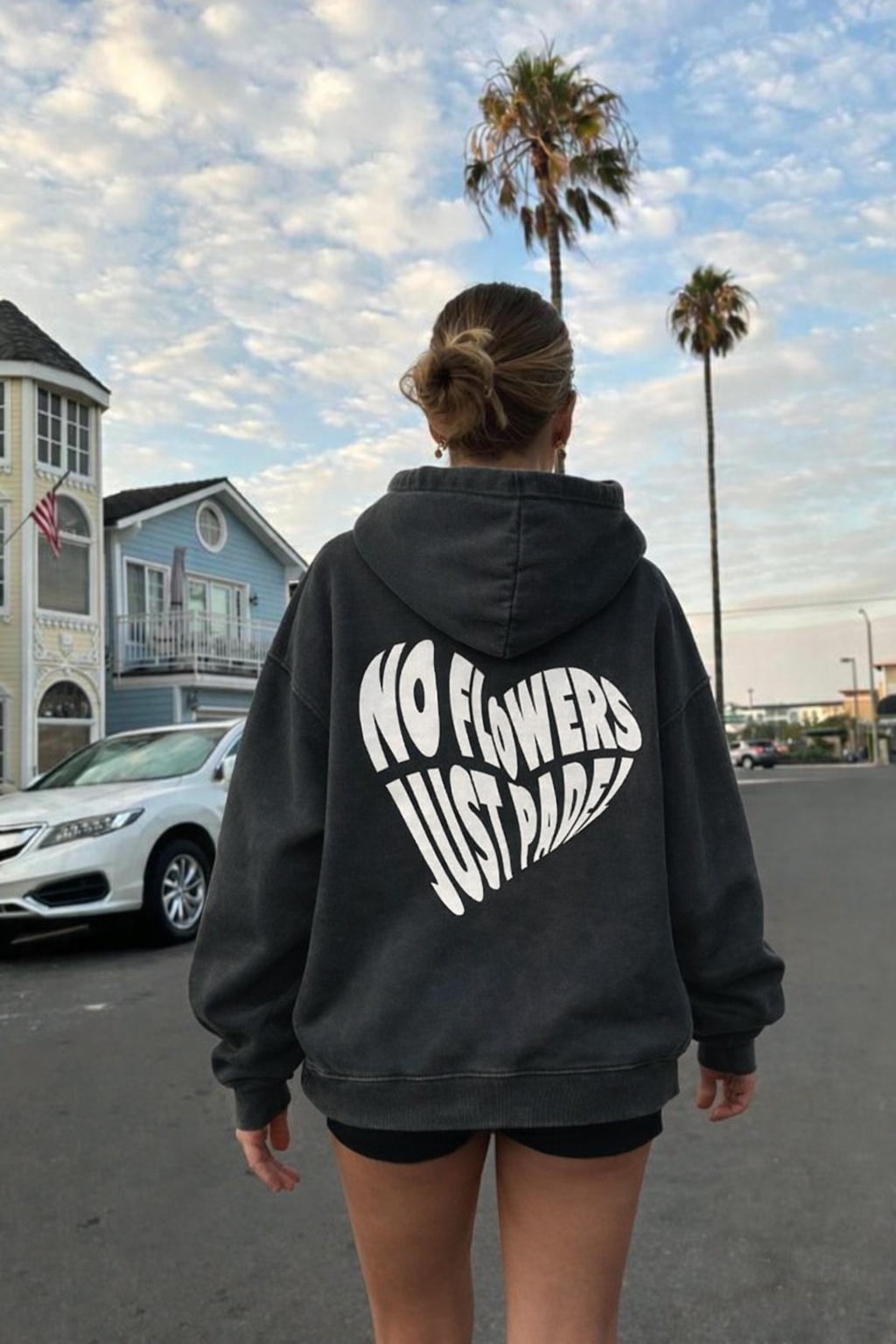 SWEAT NO FLOWERS, JUST PADEL